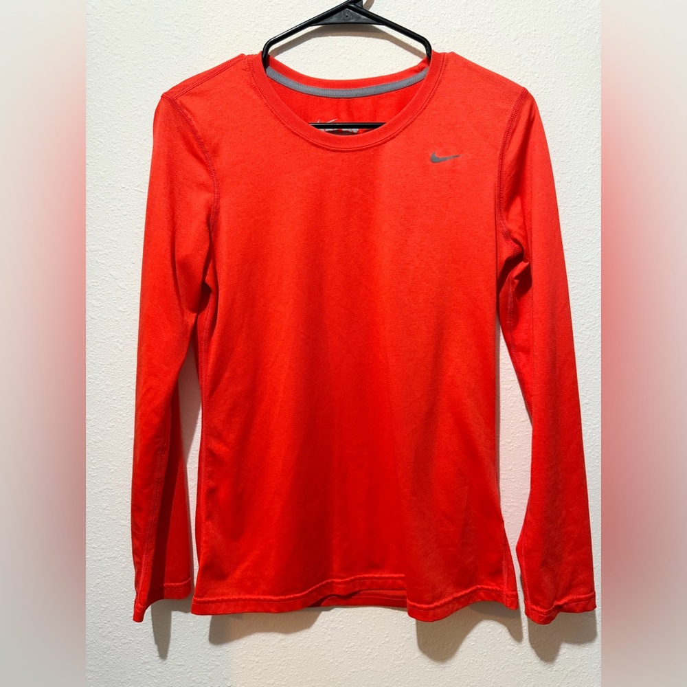 Nike Dri-Fit Long Sleeve Shirt